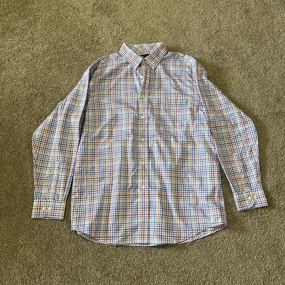 Smart Travel button down